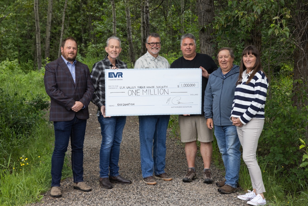 EVR & EVFHS Cheque Presentation