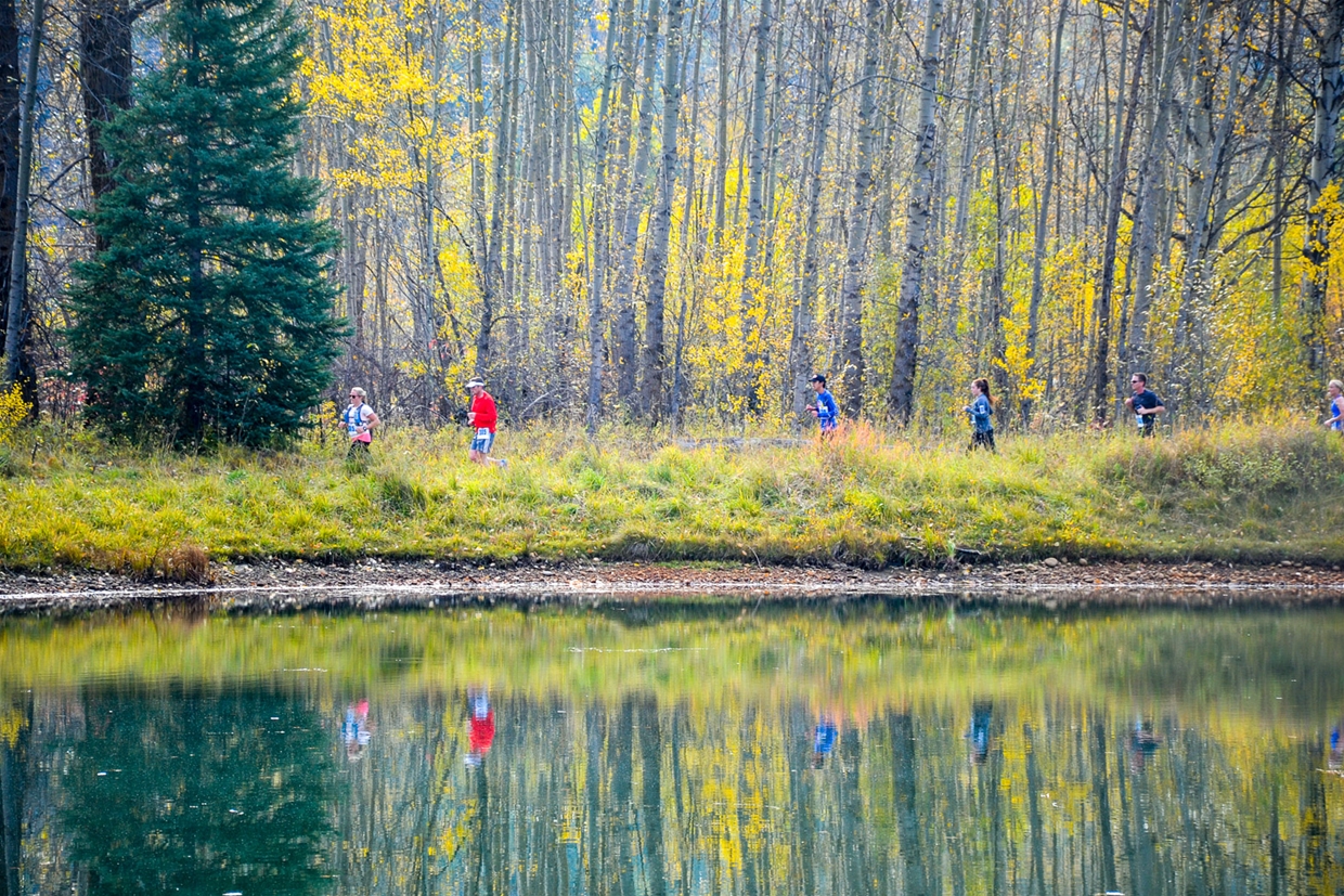 Half Marathon trails passing Maiden Lake