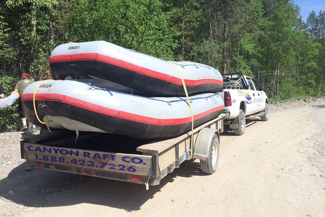 On the way to the Bull River with Canyon Raft