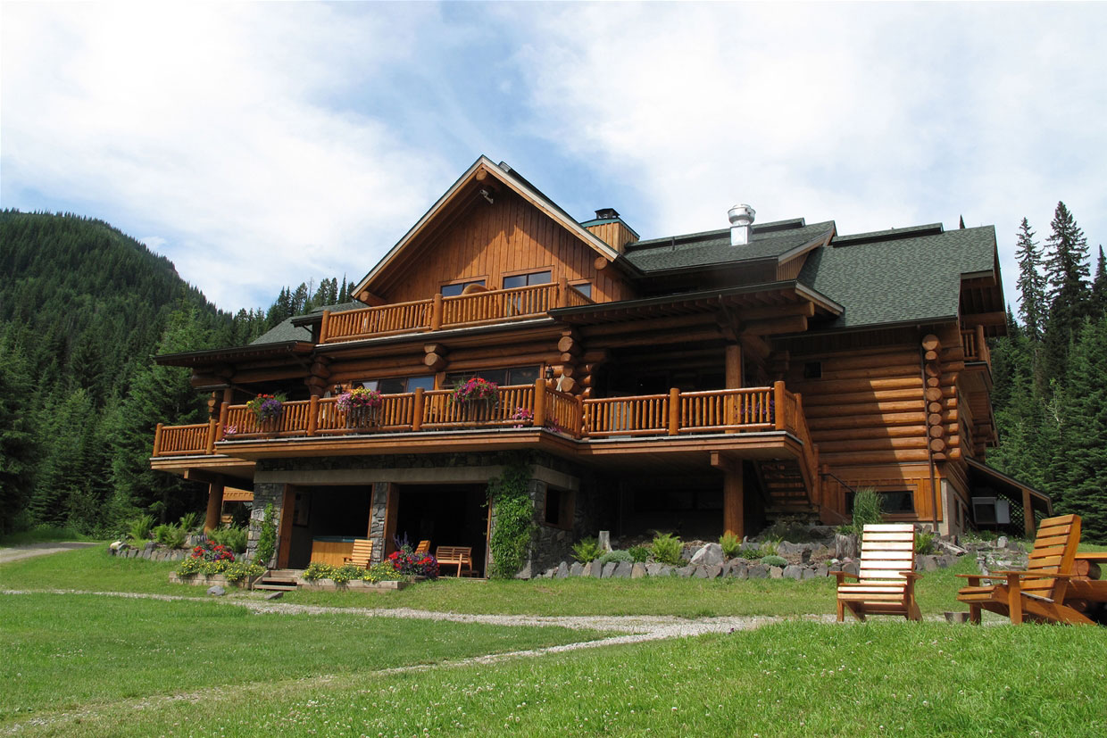 Island Lake Lodge
