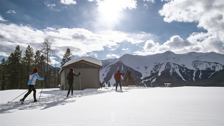 XC skiing at Montane Trails & Hut