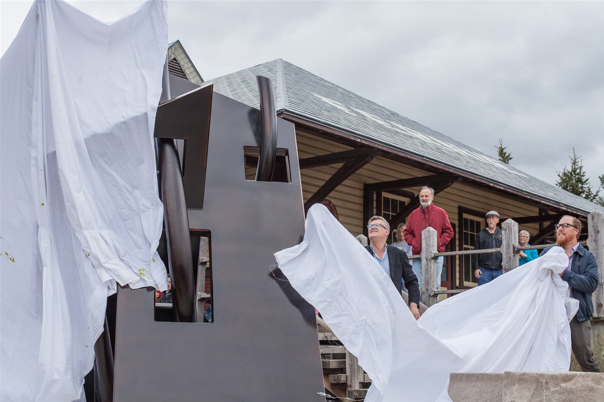 A Hardy Town Unveiling by Mike Hepher