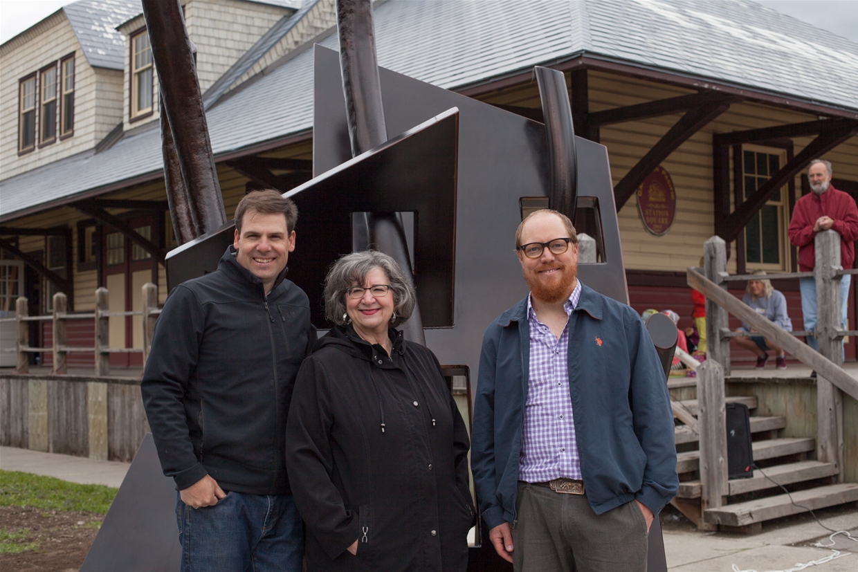 Artists, Michael Hepher & Paul Reimer with Fernie Mayor Mary Giuliano