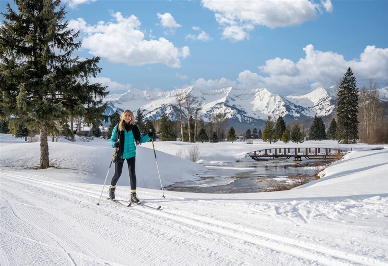 Cross country skiing for all levels surrounded by the majestic Rocky Mountains