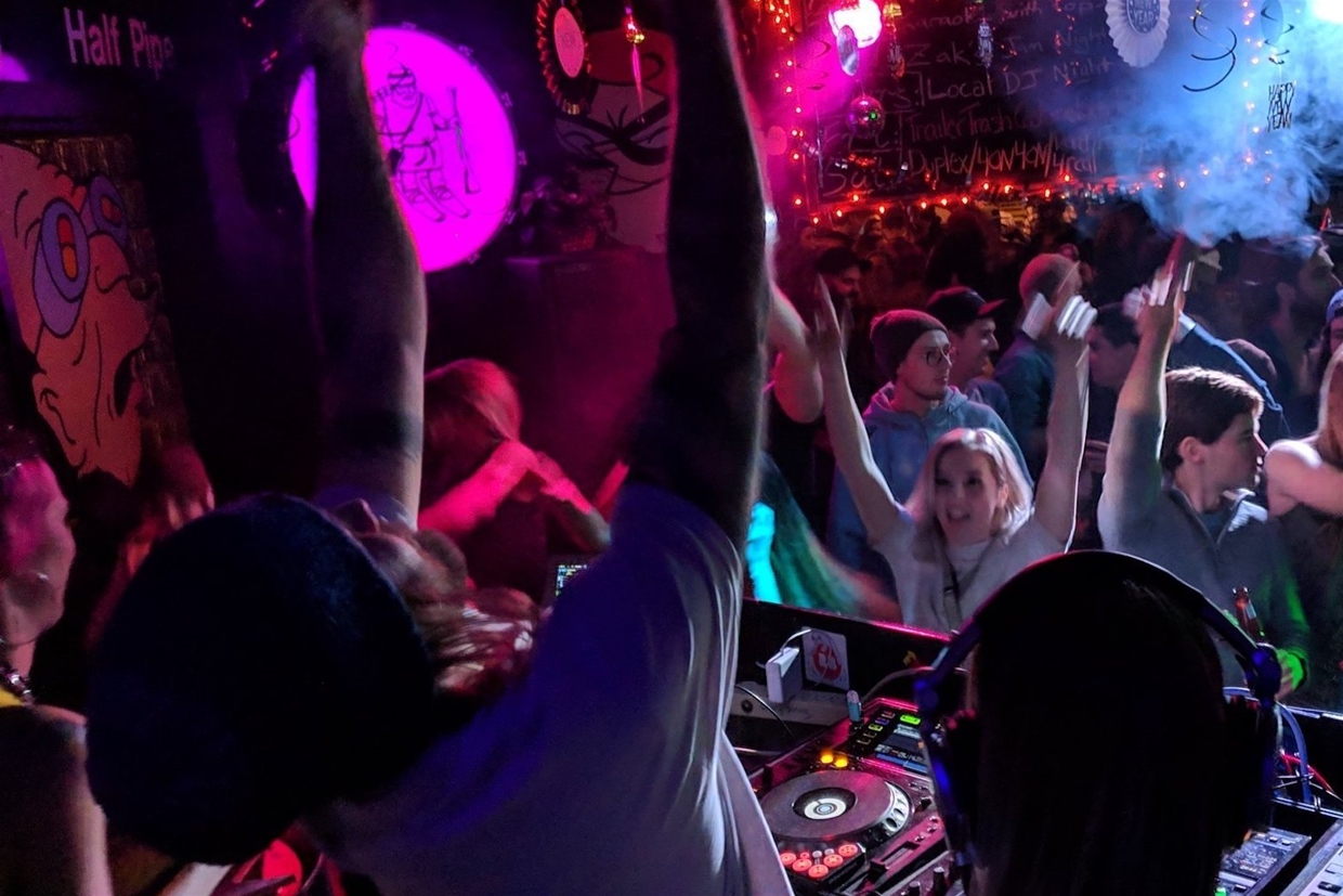 DJ Night at the Central