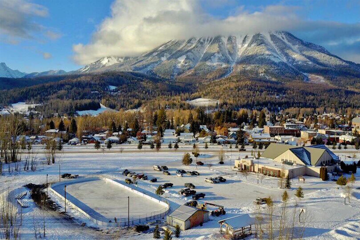 Outdoor Rink at Fernie Aquatic Centre