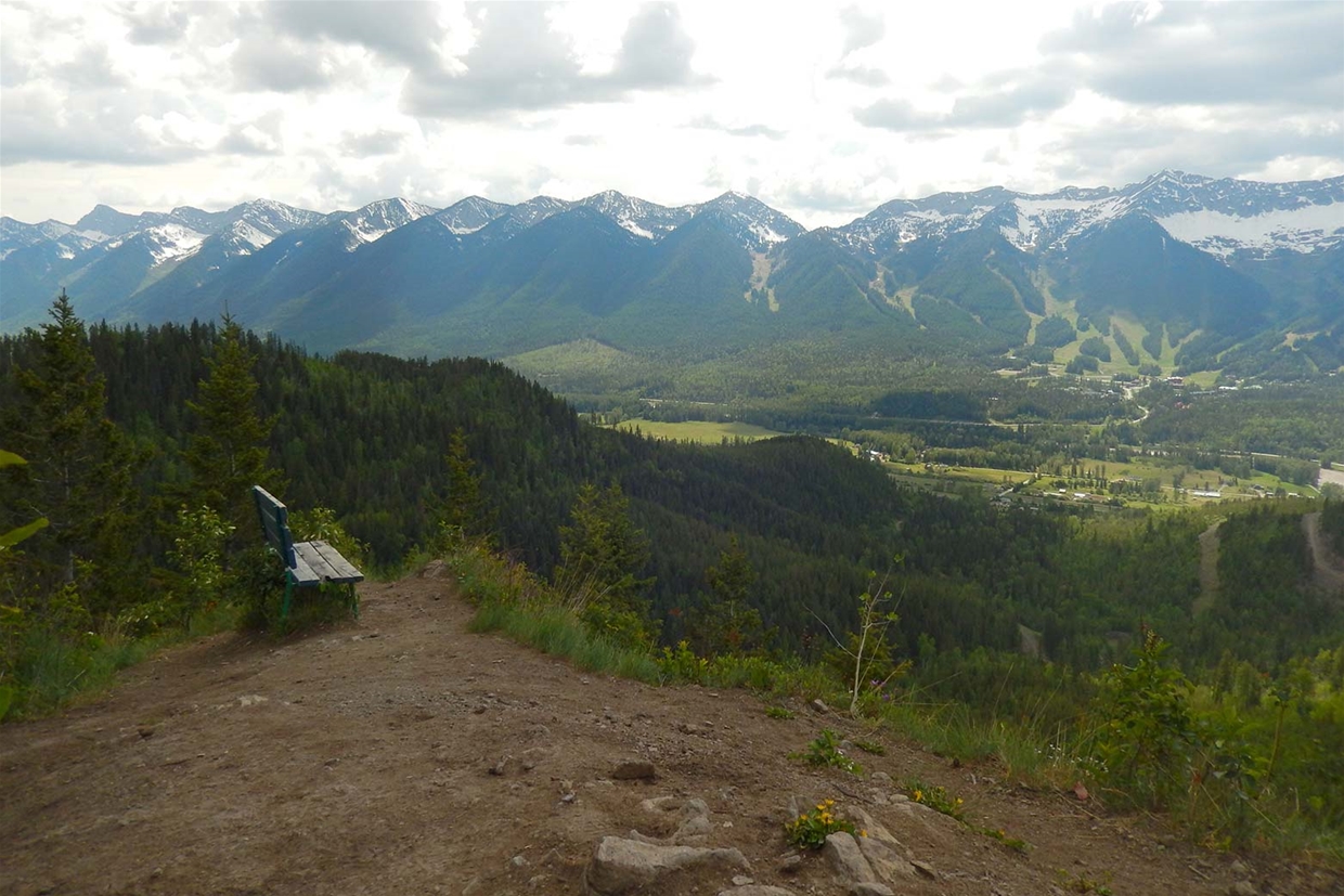 Castle Mountain Hike