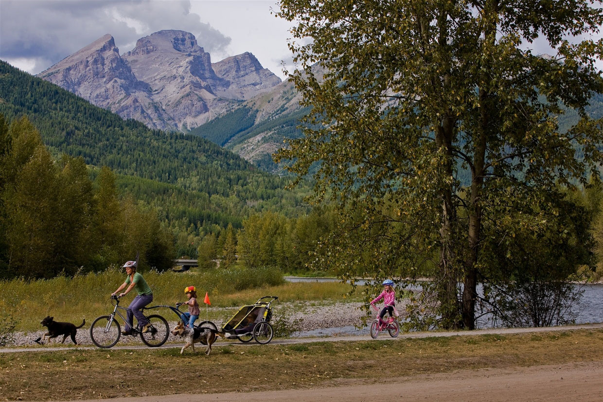 Walking & biking trail in town 