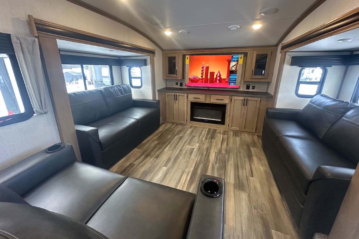 Well-appointed new RVs for rent at Fernie RV Resort