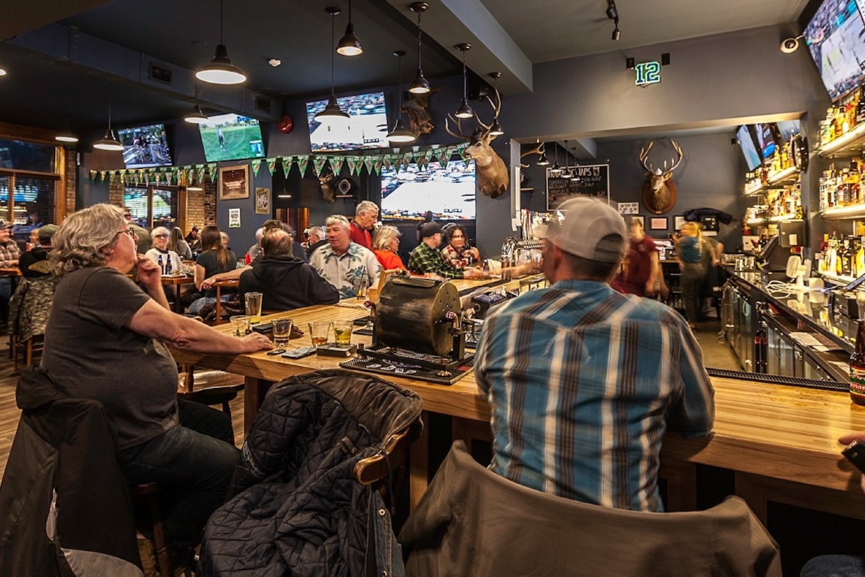 Enjoy a friendly welcome at one of Fernie's oldest establishments!