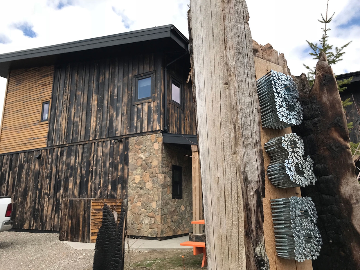 Blackstone Lodge - front of B&B