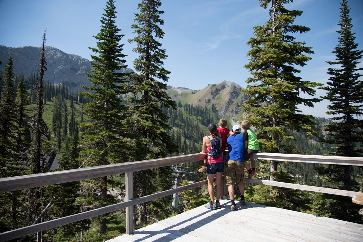 Hiking at Fernie Alpine Resort