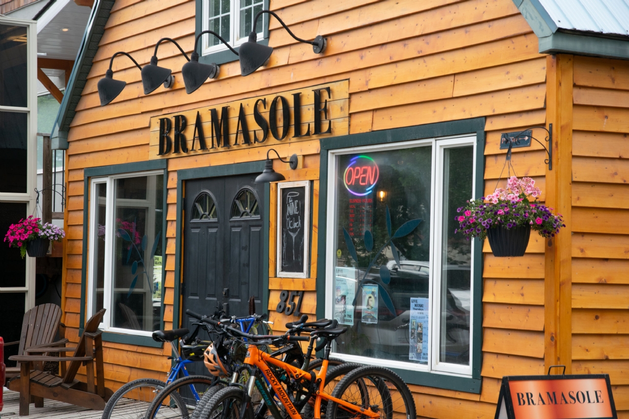 Bramasole Restaurant & Wine Bar on 7th Avenue