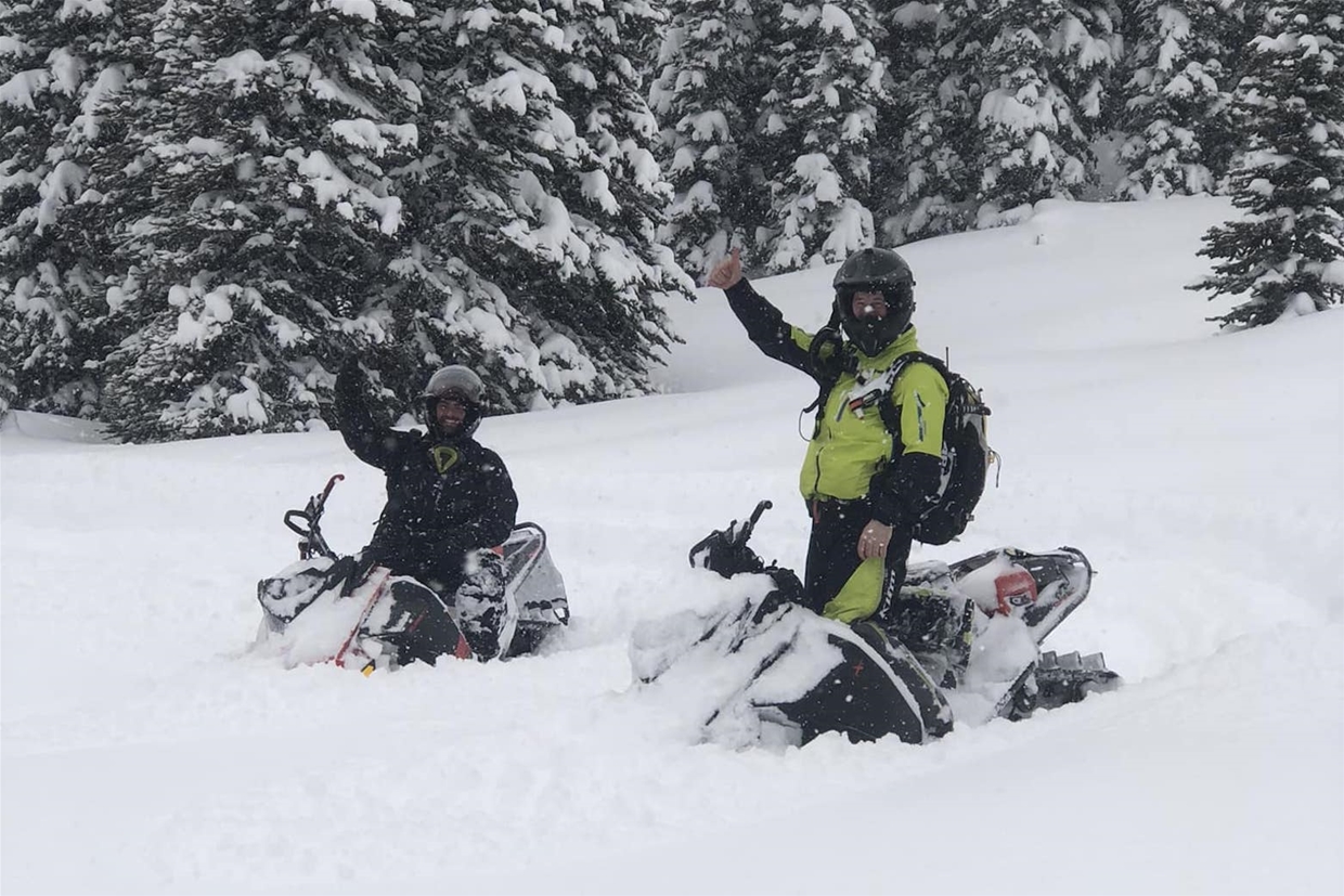 Discover the amazing Elk Valley Snow with Elk Valley Rentals Sleds