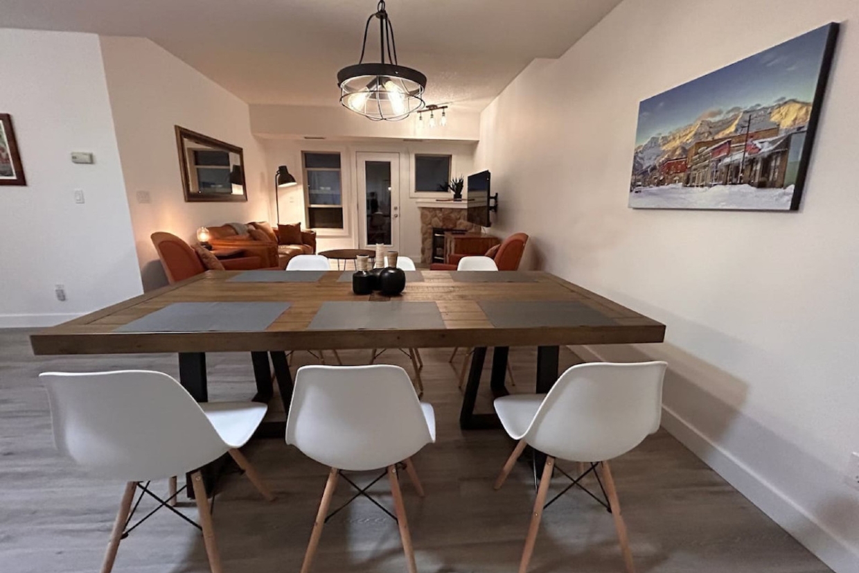 Silver Rock updated 3-bedroom unit 