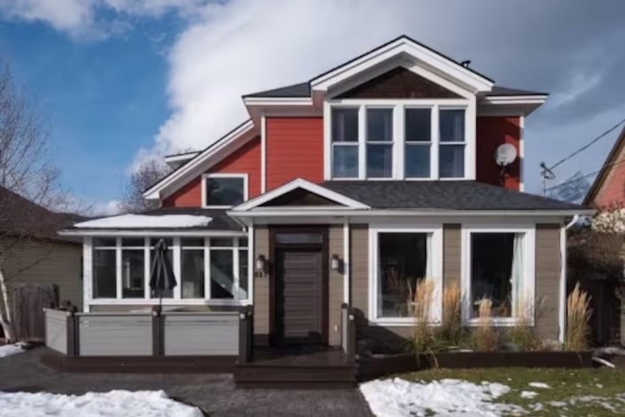 Beautiful downtown heritage homes