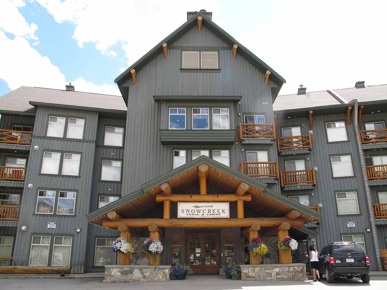 Snow Creek Lodge