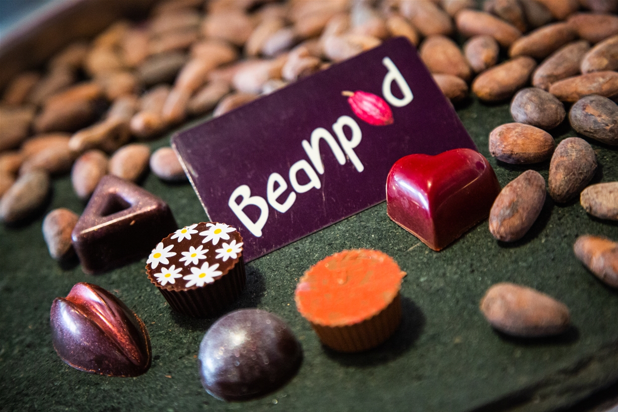 Treat somebody with a gift certificate