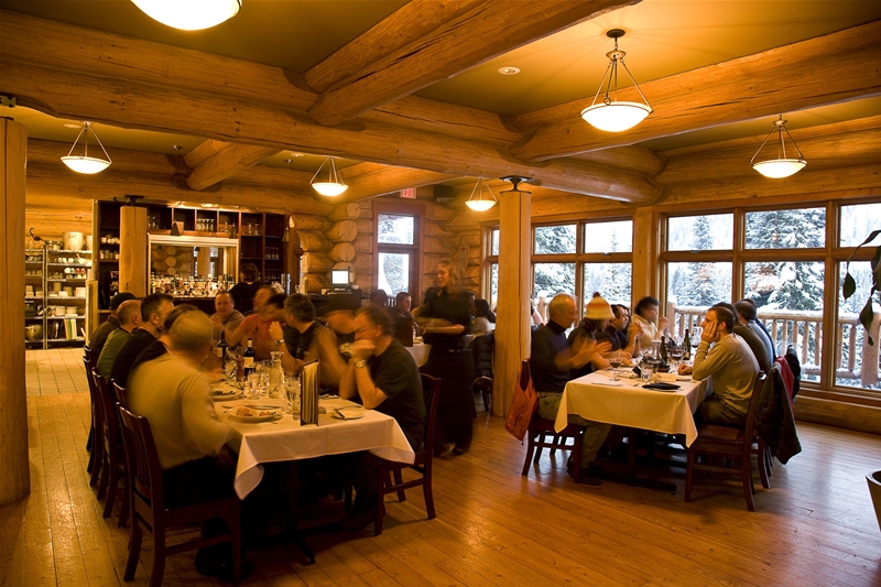 Island Lake Lodge - Seasonal Dining