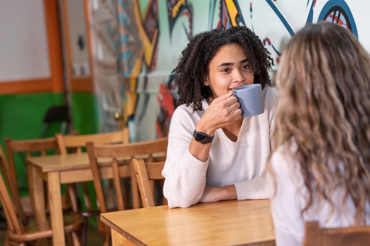 Eat in or take away you lunch at Lunchbox