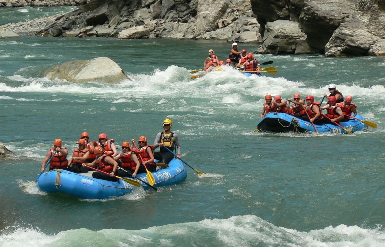 Whitewater Rafting 