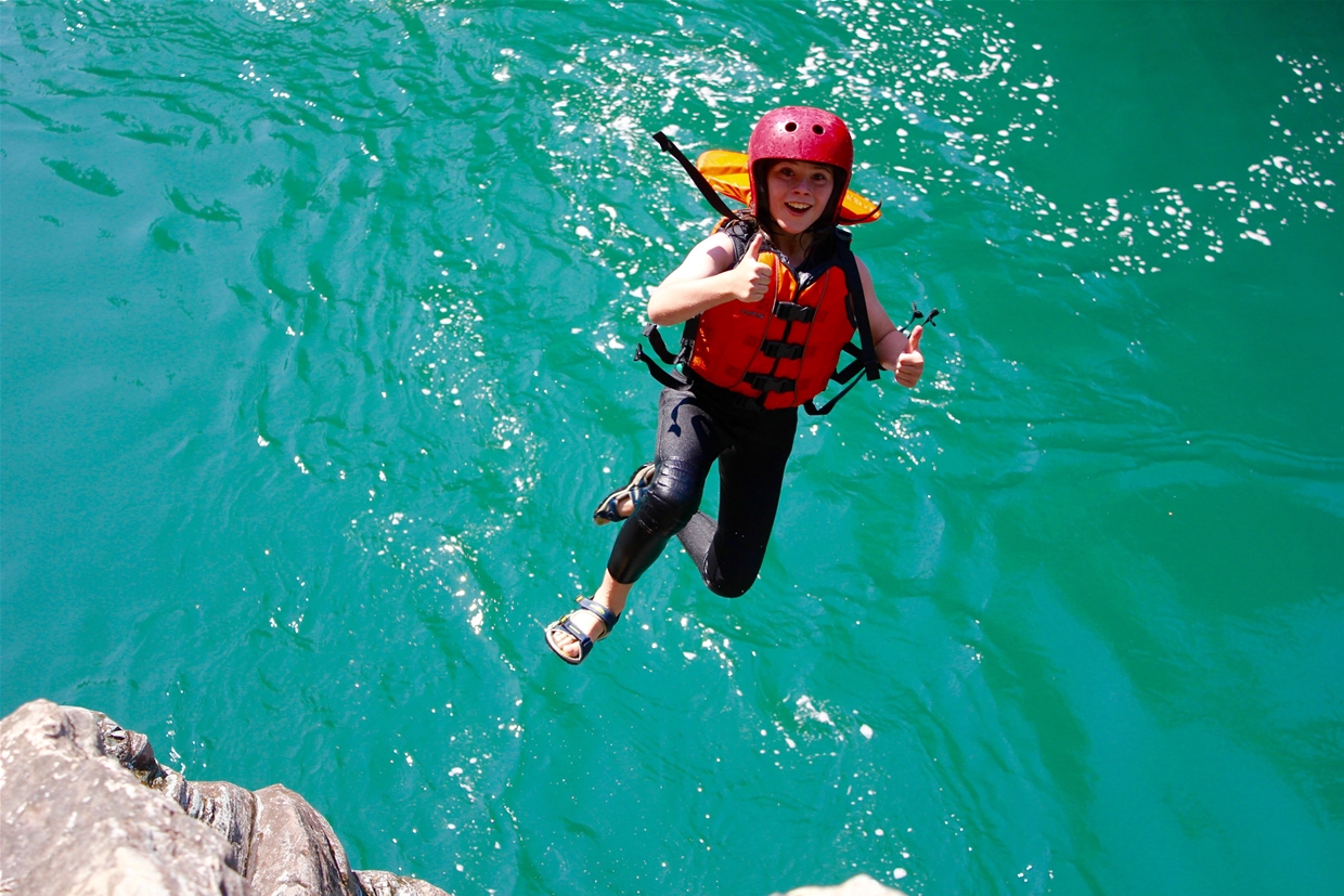 Stopping off for a little cliff jumping