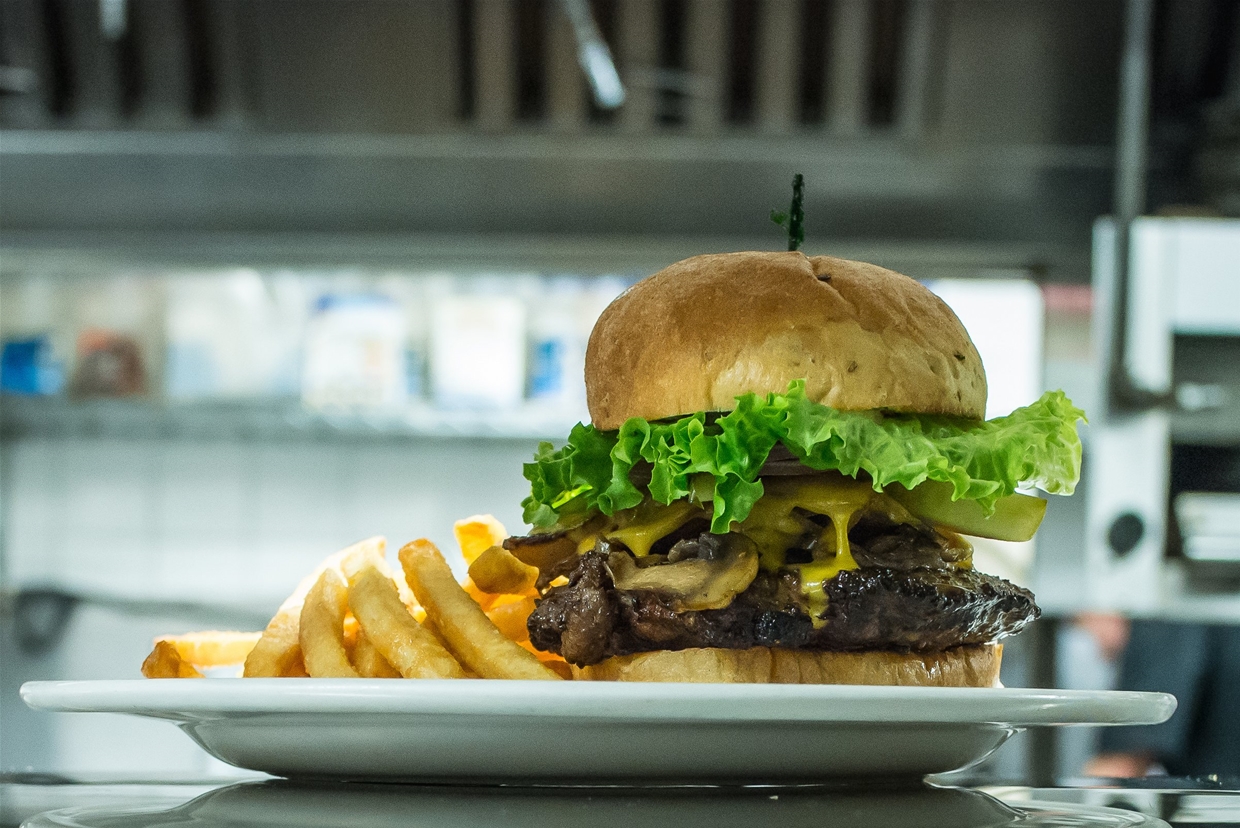 Park Place Lodge Classic Hamburger
