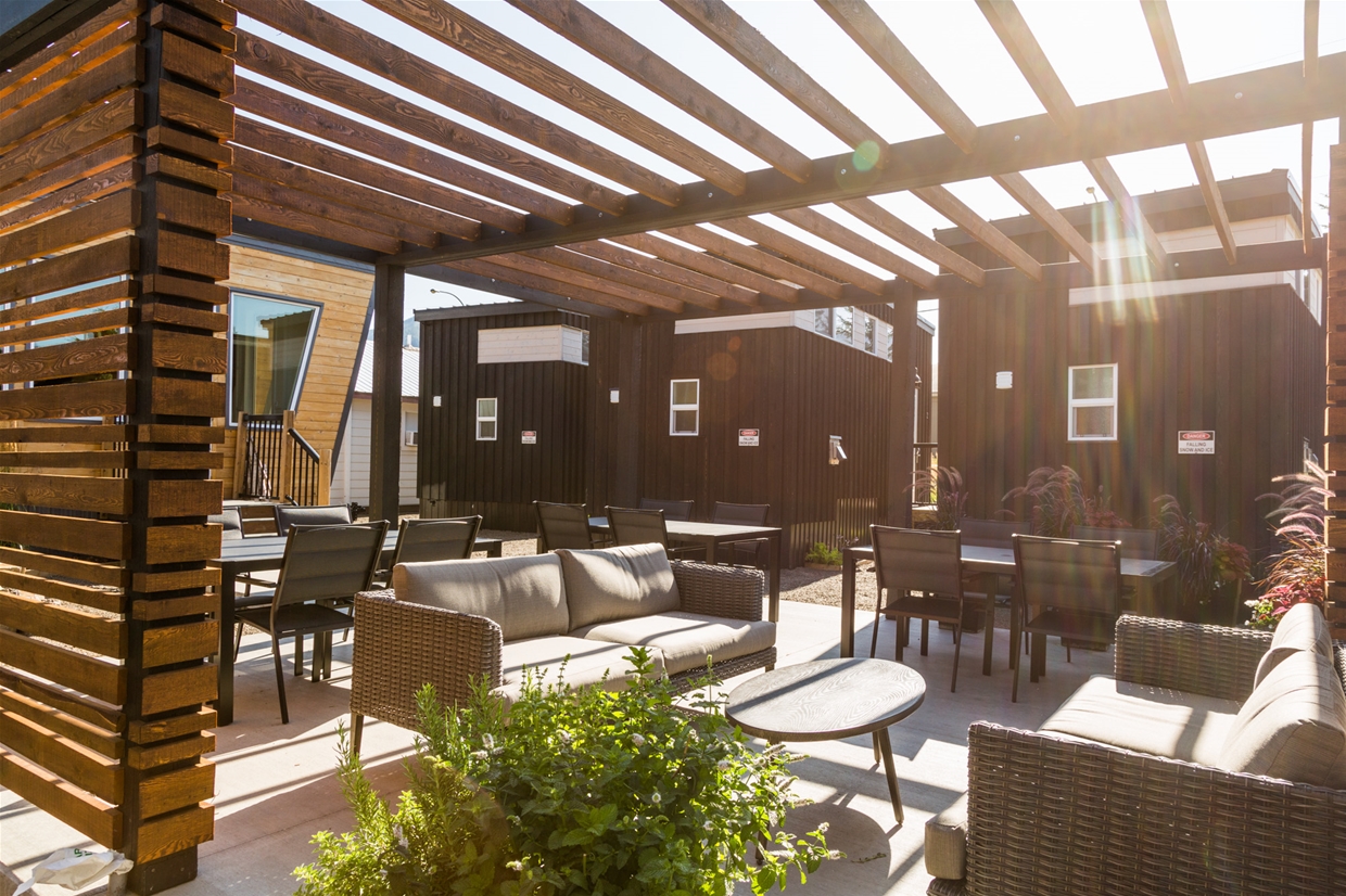 Tiny Homes - Guest Patio