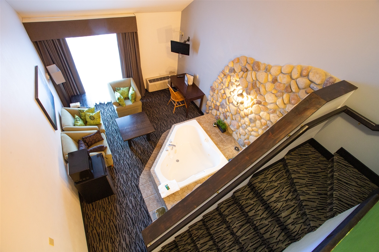 Jacuzzi Room at Stanford Hotel