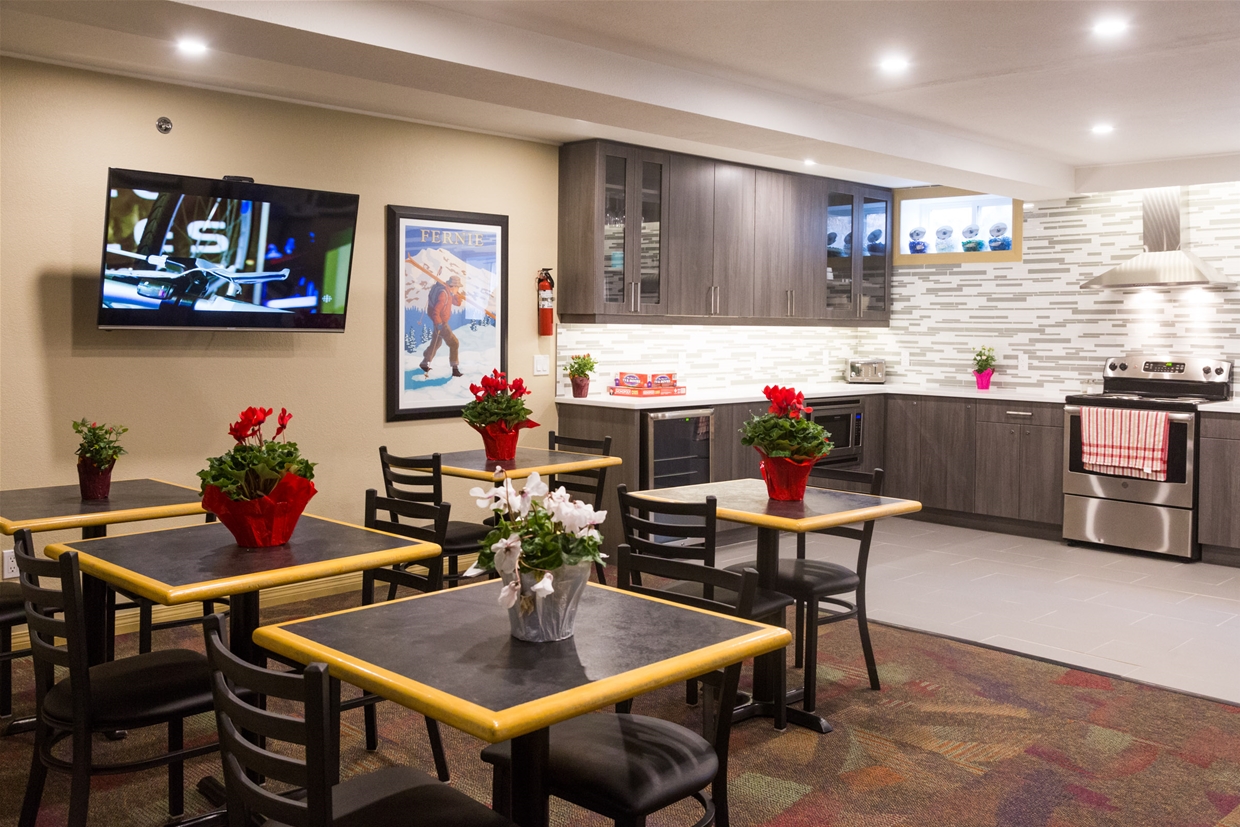 Shared Guest Kitchen Space