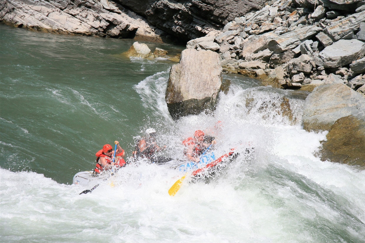 Big splash coming through the Canyon